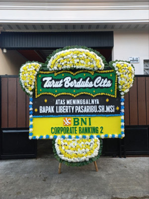 Papan Bunga Duka di Lokwirin