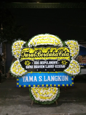 Papan Bunga Duka di Lokwirin